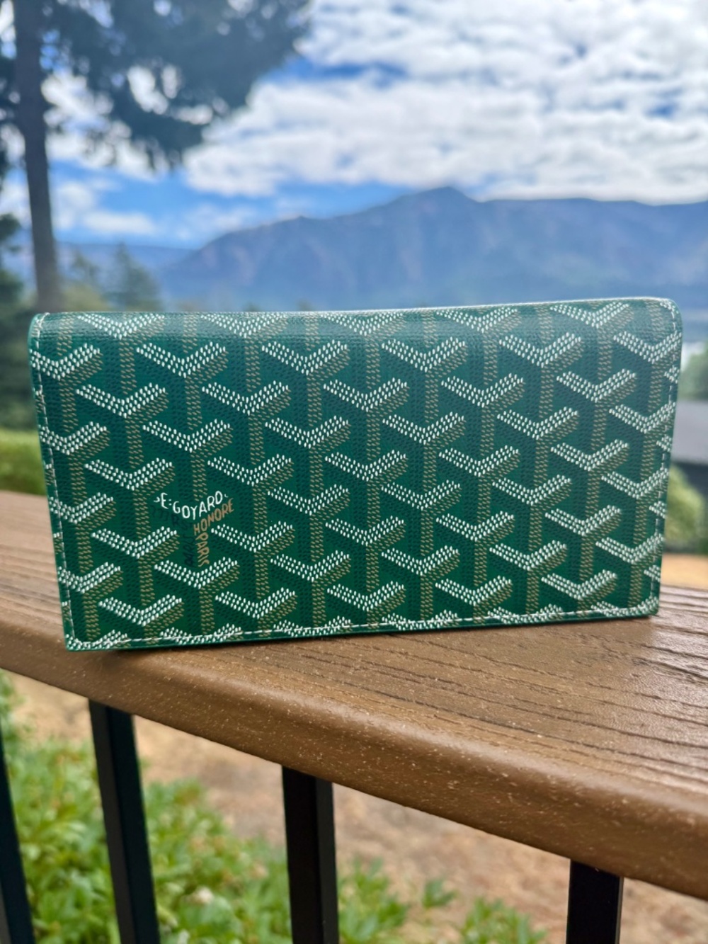 Green Coated Canvas Richelieu Long Wallet